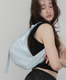 HEILIS（ヘイリス）の「2WAYハーフムーンベルトバッグ/ショルダーバッグ 韓国 ブルー ブラック ホワイト 黒 白 ノームコア ホーボー ハンドバッグ ベルト（ハンドバッグ・レディース）」