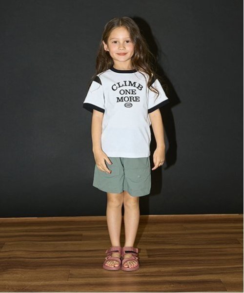b・ROOM（ビールーム）の「【カイテキ天竺】バイカラープリントTシャツ【子供服】【キッズ】【男の子】【女の子】（Tシャツ/カットソー・キッズ・オフホワイト/ターコイズブルー/ブラック/モスグリーン・130cm/150cm/110cm/100cm/120cm/140cm）」の17枚目の写真