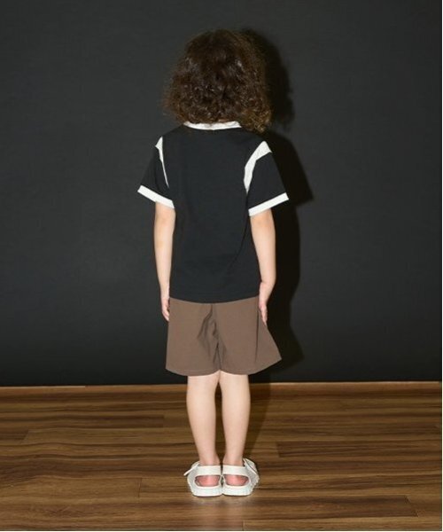 b・ROOM（ビールーム）の「【カイテキ天竺】バイカラープリントTシャツ【子供服】【キッズ】【男の子】【女の子】（Tシャツ/カットソー・キッズ・オフホワイト/ターコイズブルー/ブラック/モスグリーン・130cm/150cm/110cm/100cm/120cm/140cm）」の6枚目の写真