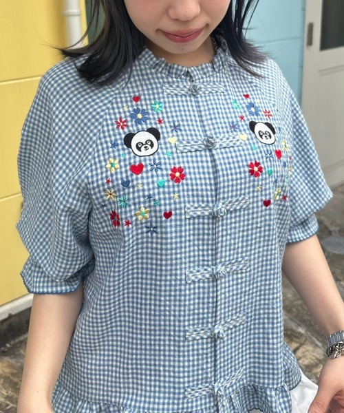 Candy Stripper(キャンディストリッパー)の「FLOWER PEPE CHINA ブラウス(シャツ/ブラウス・レディース・ピンク/ブルー/ブラック・FREE)」の3枚目の写真