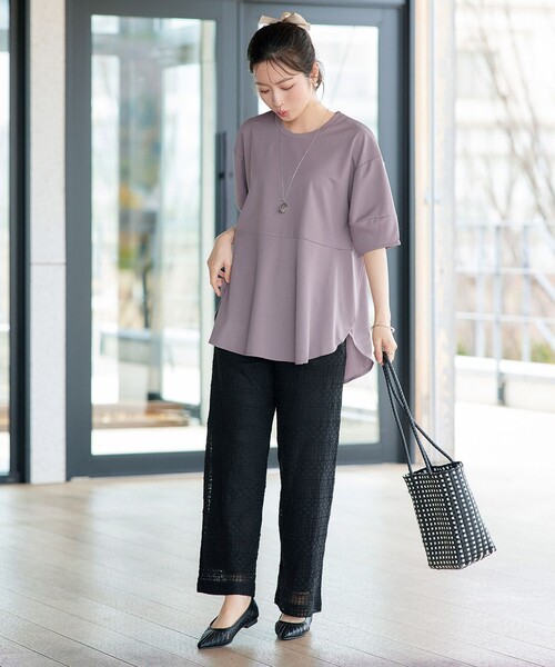 Tiaclasse（ティアクラッセ）の「【サラごこち】ラウンドヘムチュニック（Tシャツ/カットソー・レディース・ブラック/ブラウン系/ネイビー・XL/XXL）」の5枚目の写真