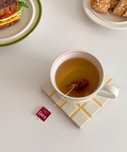 IRADOWL(アイラドール)の「【アイラドール room】カラータイルコースター(ランチョンマット/テーブルウェア・レディース・オレンジ/イエロー/グリーン/ブルー・FREE)」の18枚目の写真