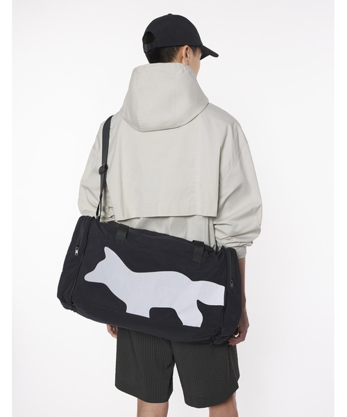 【Maison Kitsune】メゾンキツネ グラフィック ボストンバッグ MAISON KITSUNE メゾンキツネ ボストンバッグ OM05175WQ4034