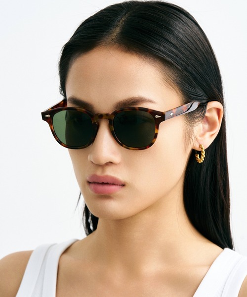 NUEF （ヌエフ）の「ユニセックス対応/NUEF/quatre-vingt-dix-huit98/ウェリントン型（サングラス・レディース・クリアブラック/ブラウン/ブラック/ブラウン系その他/ブラック系その他/クリア・FREE）」の14枚目の写真