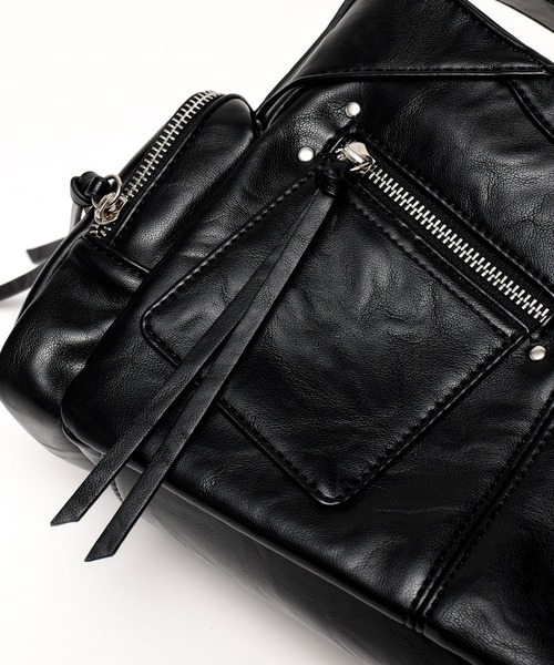 DEVICE(デバイス)の「シルバーマルチファスナーデザイン トート ショルダーバッグ(ボストンバッグ・メンズ・ブラック・FREE)」の22枚目の写真