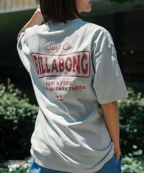 BILLABONG(ビラボン)の「BILLABONG メンズ BEACH SIGN Tシャツ 【2025年夏モデル】/ビラボンバックプリント半袖Tシャツ(Tシャツ/カットソー・メンズ・ライトブルー/ブラック/クリーム/ピンク系その他・SMALL/MEDIUM/LARGE/X-LARGE)」の3枚目の写真