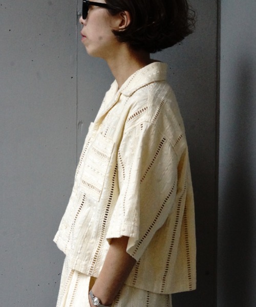 Schott（ショット）の「Schott×RUMBLE RED（ショット×ランブルレッド）オリジナル刺繍半袖開襟シャツ（シャツ/ブラウス・レディース・アイボリー/ブラック・F）」の9枚目の写真