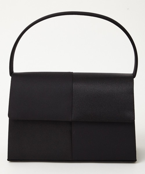 AIMER（エメ）の「【喪服・礼服用】格子フラップブラックフォーマルバッグ（ハンドバッグ・レディース・ブラック・FREE）」の2枚目の写真