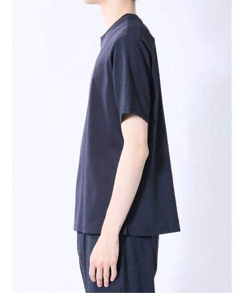 m.f.editorial(エムエフエディトリアル)の「【ストレッチ】m.f.エディトリアル メンズ circle motion Air クルー 半袖 Tシャツ(セットアップ可能)(Tシャツ/カットソー・メンズ・ネイビー/ブラック・MEDIUM/X-LARGE/LARGE)」の5枚目の写真