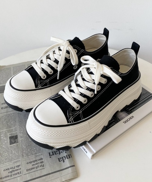 moment+(モーメントプラス)の「ローカットスニーカー(スニーカー・レディース・ブラック・LL)」の6枚目の写真