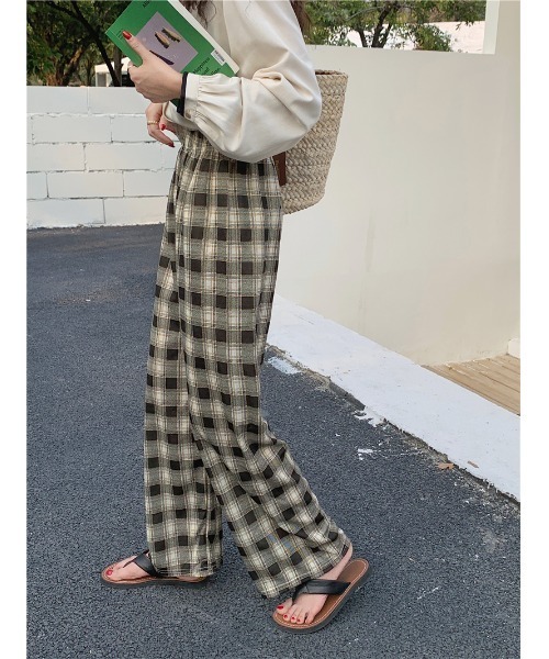 Per sist ence(パーシエンス)の「ストレートチェックリラックスパンツ(その他パンツ・レディース・オレンジ/グレー/ブラック/ライトグリーン/グリーン/ブルー・ONE SIZE)」の15枚目の写真