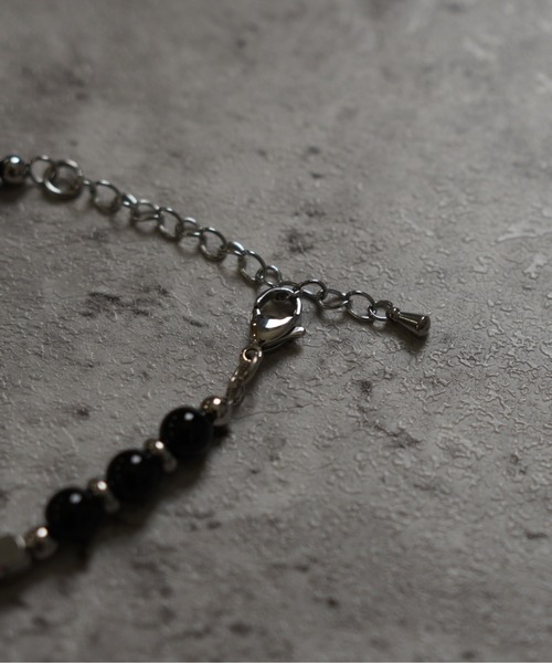 SPINNS（スピンズ）の「ビーズブレスレット（ブレスレット・メンズ・シルバー系その他/ブラック×シルバー・ONESIZE）」の5枚目の写真