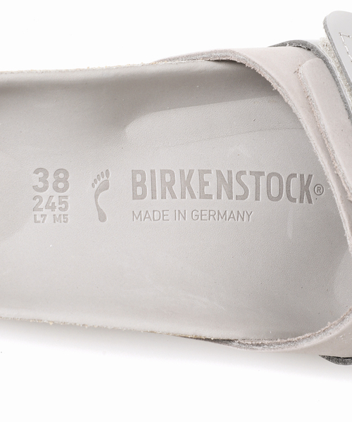 plage(プラージュ)の「BIRKENSTOCK / ビルケンシュトック OITA HEX サンダル(サンダル・レディース・ライトグレー・35/36/37/38)」の3枚目の写真