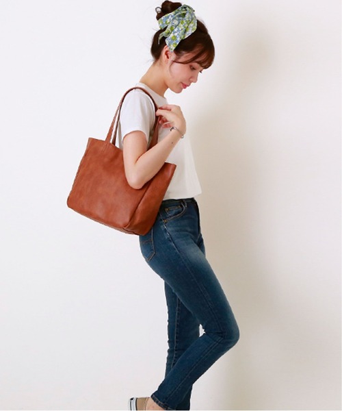 Legato Largo(レガートラルゴ)の「Legato Largo 5ポケットミニトートバッグ(トートバッグ・レディース・ライトベージュ/キャメル/ブラック/ミント・FREE)」の8枚目の写真