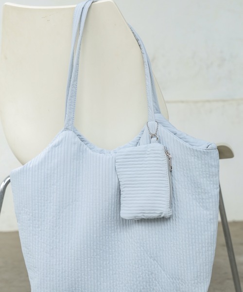 Bab(バブ)の「ポーチ付き軽量キルティング ヌビバッグ(トートバッグ・レディース・オフホワイト/ブルー/ブラック/ピンク・ONESIZE)」の21枚目の写真