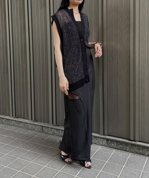 &g'aime（アンジェム）の「【＆g'aime】ラメメッシュ編みカーディガン　Lurex Mesh Knit Cardigan（ベスト・レディース・ブラック/グレイッシュベージュ・FREE）」の11枚目の写真