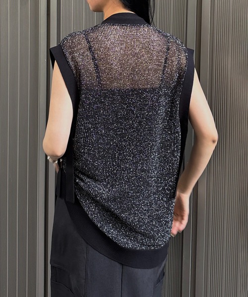 &g'aime（アンジェム）の「【＆g'aime】ラメメッシュ編みカーディガン　Lurex Mesh Knit Cardigan（ベスト・レディース・ブラック/グレイッシュベージュ・FREE）」の8枚目の写真
