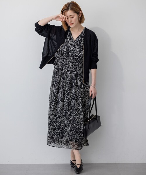 23区 L(ニジュウサンクオオキイサイズ)の「【洗える】アンティークフラワープリント ワンピース(ワンピース・レディース・ホワイト系5/ブラック系5・44/46/48)」の7枚目の写真