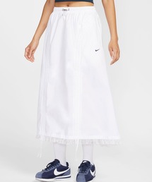 【NIKE】◆新製品◆by ユン 女性 スカート◆ホワイト◆ NIKE｜ナイキのスカート（ホワイト/白色系）通販 - ZOZOTOWN