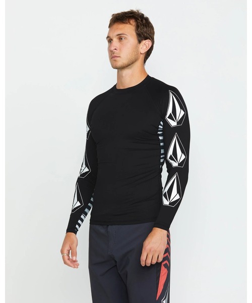 値下げ ☆ VOLCOM ラッシュガード M 長袖 BLACK VOLCOM ボルコム 2MM JACKET UPF 50 LONG SLEEVE RASHGUARD
