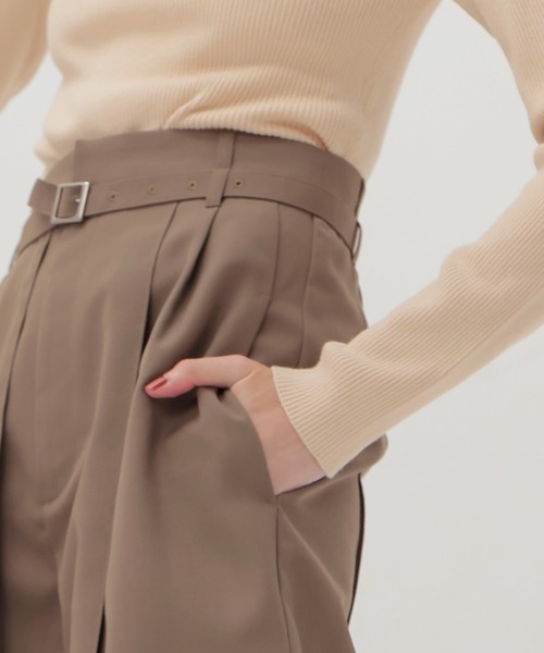 DRESSLAVE(ドレスレイブ)の「2way rib slit pull(2wayリブスリットプルオーバー)(ニット/セーター・レディース・バーガンディー/ベージュ/ブラック・38)」の13枚目の写真