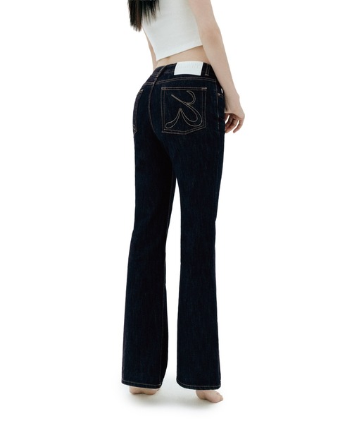 GLOWNY（グロウニ―）の「THE RODEO JEANS（デニムパンツ・レディース・ブラック/ネイビー・LARGE/MEDIUM）」の4枚目の写真