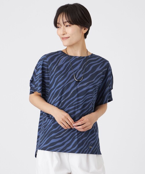 EVEX by KRIZIA(エヴェックスバイクリツィア)の「【ウォッシャブル】フローゼブラグリッタープリントカットソー(Tシャツ/カットソー・レディース・オフホワイト/ブルー系その他4/ダークネイビー・40)」の3枚目の写真