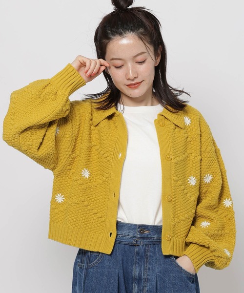 niko and...（ニコアンド）の「フラワー刺繍ラクリルカーディガン（カーディガン/ボレロ・レディース・ブラック/マスタード/グリーン・FREE）」の3枚目の写真