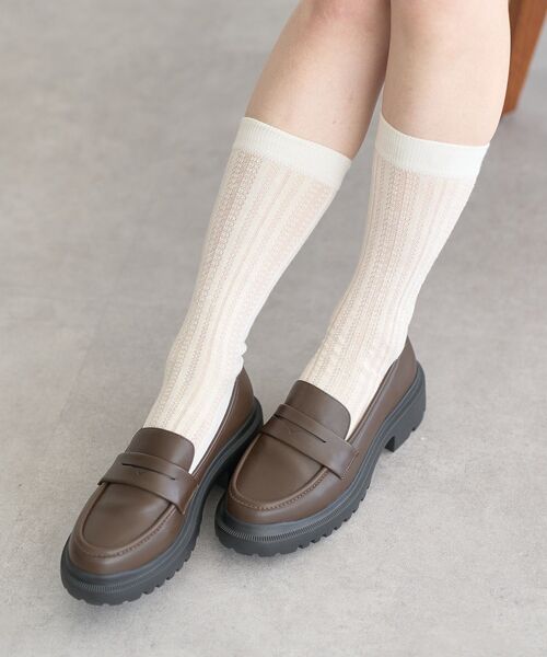 earth music&ecology(アースミュージックアンドエコロジー)の「レーシーソックス(ソックス/靴下・レディース・アイボリー/ブラック・23-25)」の1枚目の写真