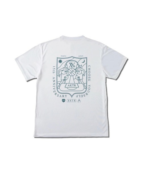 AKTR（アクター）の「AKTR 15TH ANNIVERSARY SPORTS TEE（アクター 15TH アニバーサリー スポーツ ティー）（Tシャツ/カットソー・メンズ・ブラック系/ホワイト系・MEDIUM/LARGE/X-LARGE/XX-LARGE）」の2枚目の写真