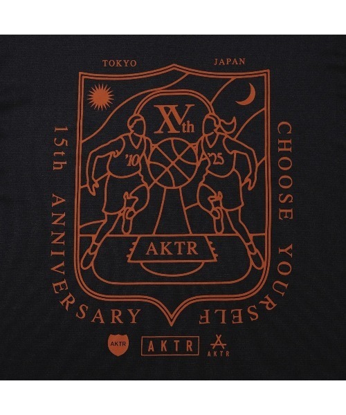 AKTR（アクター）の「AKTR 15TH ANNIVERSARY SPORTS TEE（アクター 15TH アニバーサリー スポーツ ティー）（Tシャツ/カットソー・メンズ・ブラック系/ホワイト系・MEDIUM/LARGE/X-LARGE/XX-LARGE）」の8枚目の写真