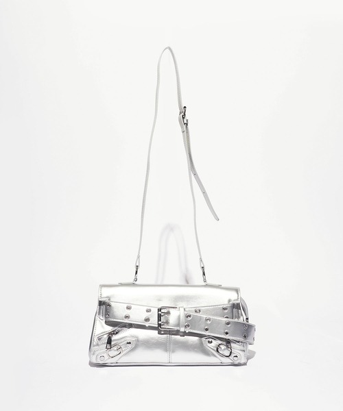 Chick（チック）の「Belt Design Shoulder Bag/ベルトデザインショルダーバッグ（ショルダーバッグ・レディース・シルバー/ブラック/ホワイト/レッド・FREE）」の15枚目の写真