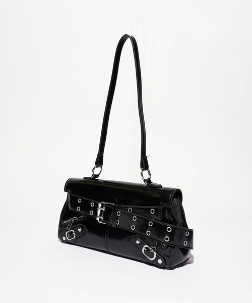 Chick（チック）の「Belt Design Shoulder Bag/ベルトデザインショルダーバッグ（ショルダーバッグ・レディース・シルバー/ブラック/ホワイト/レッド・FREE）」の8枚目の写真