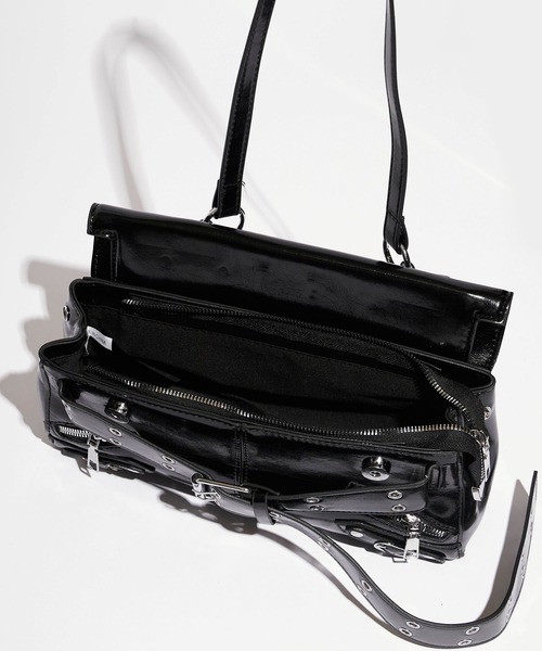 Chick（チック）の「Belt Design Shoulder Bag/ベルトデザインショルダーバッグ（ショルダーバッグ・レディース・シルバー/ブラック/ホワイト/レッド・FREE）」の22枚目の写真