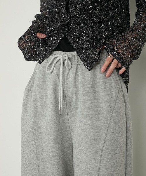 forksy.（フォルクシー）の「【forksy.】ルーズシルエットカットワイドカーブパンツ（スウェットパンツ・レディース・ブラウン/チャコール/杢グレー/ブラック・FREE）」の12枚目の写真