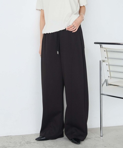 forksy.(フォルクシー)の「【forksy.】ルーズシルエットカットワイドカーブパンツ(スウェットパンツ・レディース・ブラウン/チャコール/杢グレー/ブラック・FREE)」の18枚目の写真
