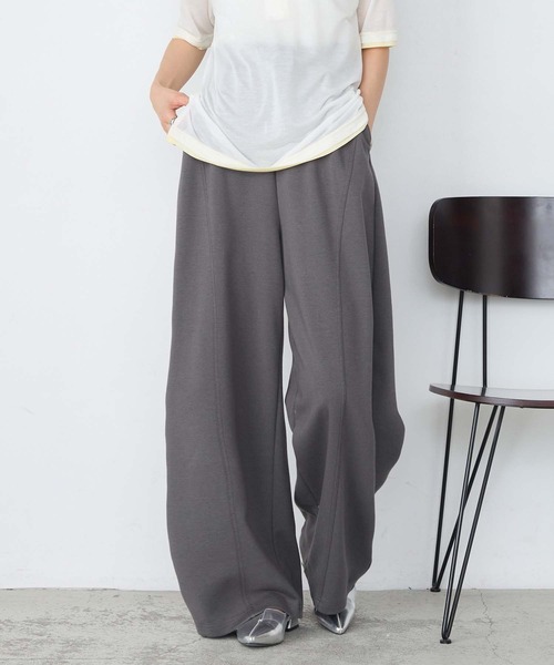 forksy.(フォルクシー)の「【forksy.】ルーズシルエットカットワイドカーブパンツ(スウェットパンツ・レディース・ブラウン/チャコール/杢グレー/ブラック・FREE)」の22枚目の写真