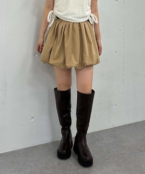 archives（アルシーヴ）の「ベルト付きバルーンミニスカート（スカート・レディース・ベージュ/ブラック・MEDIUM）」の4枚目の写真