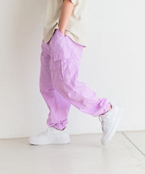 BAYFLOW（ベイフロー）の「[ウエスト調整可☆通学にも♪]ワイドカーゴパンツ(KIDS)（カーゴパンツ・キッズ・カーキ/ブラック/ラベンダー・150cm/140cm/130cm/120cm/110cm）」の14枚目の写真