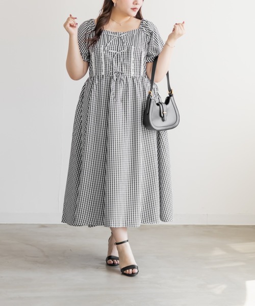 CLETTE(クレット)の「CLETTEオリジナルレース使いピンタックワンピース(ワンピース・レディース・ブルー/ブラック/ブラック系その他・LL/3L/4L)」の9枚目の写真