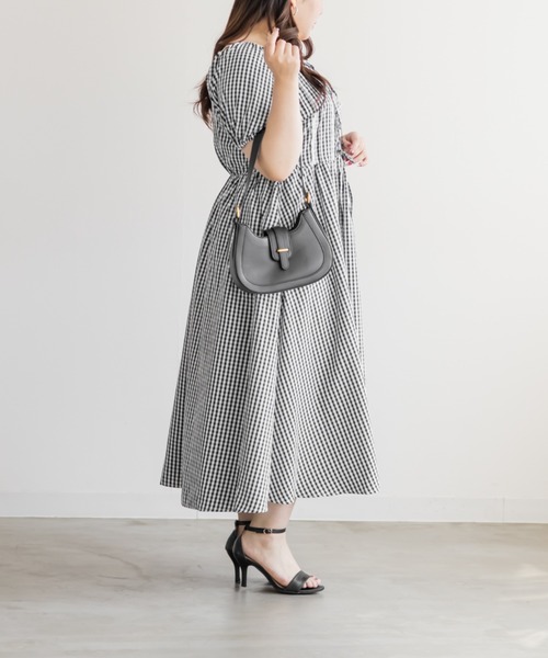 CLETTE(クレット)の「CLETTEオリジナルレース使いピンタックワンピース(ワンピース・レディース・ブルー/ブラック/ブラック系その他・LL/3L/4L)」の11枚目の写真