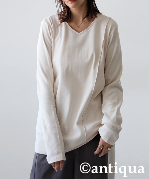 antiqua(アンティカ)の「シュッと美 メロウデザイン トップス(Tシャツ/カットソー・レディース・ブルー系その他/グリーン系その他/グレー系その他/ブラック系その他/ホワイト系その他/ダークグレー/アイボリー/グリーン/ブルー/ブラック・P/R)」の17枚目の写真