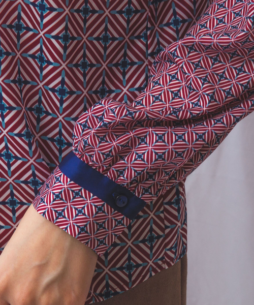 セール】【NARACAMICIE】幾何柄サテンボウタイ付長袖ブラウス（シャツ