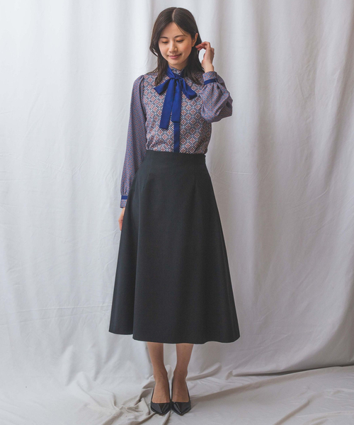 セール】【NARACAMICIE】幾何柄サテンボウタイ付長袖ブラウス（シャツ