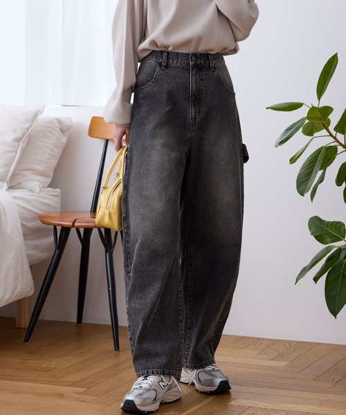 THE CRAFT CREW PRODUCTS(ザクラフトクループロダクツ)の「ヴィンテージ加工 カーブシルエットペインターデニムパンツ / クイックドライ【THE CRAFT CREW PRODUCTS】(デニムパンツ・レディース・ワンウォッシュ/ブラック/インディゴブルー/ブルー/サックスブルー/ネイビー/ブラック系/ブラウン・S/L/M)」の19枚目の写真