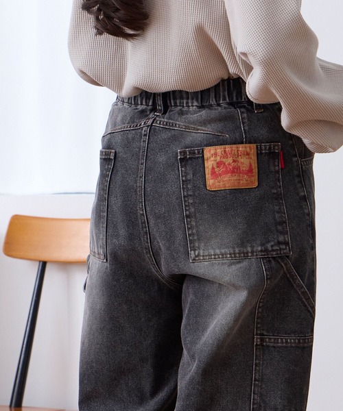 THE CRAFT CREW PRODUCTS(ザクラフトクループロダクツ)の「ヴィンテージ加工 カーブシルエットペインターデニムパンツ / クイックドライ【THE CRAFT CREW PRODUCTS】(デニムパンツ・レディース・ワンウォッシュ/ブラック/インディゴブルー/ブルー/サックスブルー/ネイビー/ブラック系/ブラウン・S/L/M)」の12枚目の写真