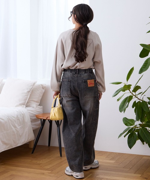 THE CRAFT CREW PRODUCTS(ザクラフトクループロダクツ)の「ヴィンテージ加工 カーブシルエットペインターデニムパンツ / クイックドライ【THE CRAFT CREW PRODUCTS】(デニムパンツ・レディース・ワンウォッシュ/ブラック/インディゴブルー/ブルー/サックスブルー/ネイビー/ブラック系/ブラウン・S/L/M)」の22枚目の写真