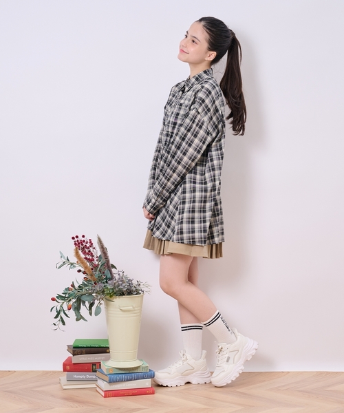 pom ponette junior（ポンポネットジュニア）の「フロントペプラムチェックシャツ（シャツ/ブラウス・キッズ・ブルー/ブラック・M:150cm/L:160cm）」の16枚目の写真
