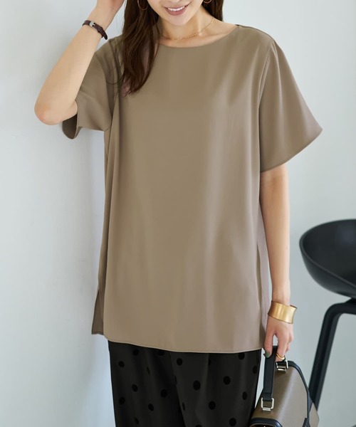 STYLE DELI(スタイルデリ)の「スルスルシンプル洗練ブラウス(シャツ/ブラウス・レディース・ブラック/ライトベージュ/ブラウン系・FREE)」の3枚目の写真