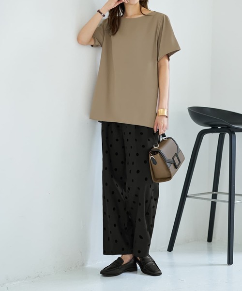 STYLE DELI(スタイルデリ)の「スルスルシンプル洗練ブラウス(シャツ/ブラウス・レディース・ブラック/ライトベージュ/ブラウン系・FREE)」の12枚目の写真